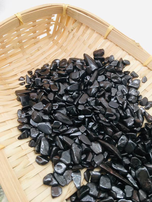 DL-31503 Special Natural Crystal Black Sugilite Chips